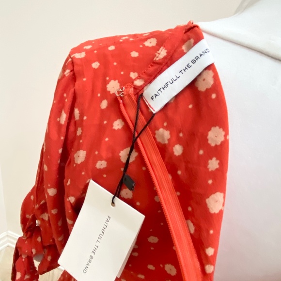 NWT FAITHFULL THE BRAND CHERRY RED BIRGIT PRINT ELBOW LENGTH TIE SLEEVE SIZE 8 - Picture 4 of 9